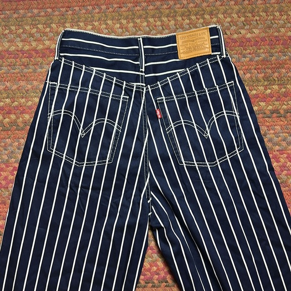 NEW LEVIS NAVY RAILROAD STRIPE WIDE LEG PANTS - Picture 4 of 5